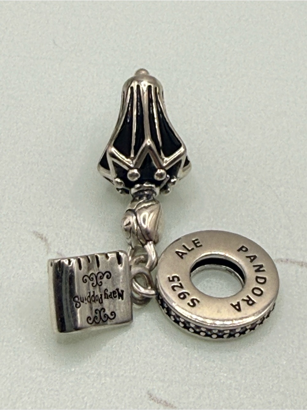 Pandora Disney Mary Poppins Umbrella Charm